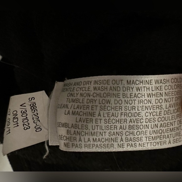 Old Navy: Women's Full Zip Long Sleeve Fleece- Size Large - Picture 9 of 10